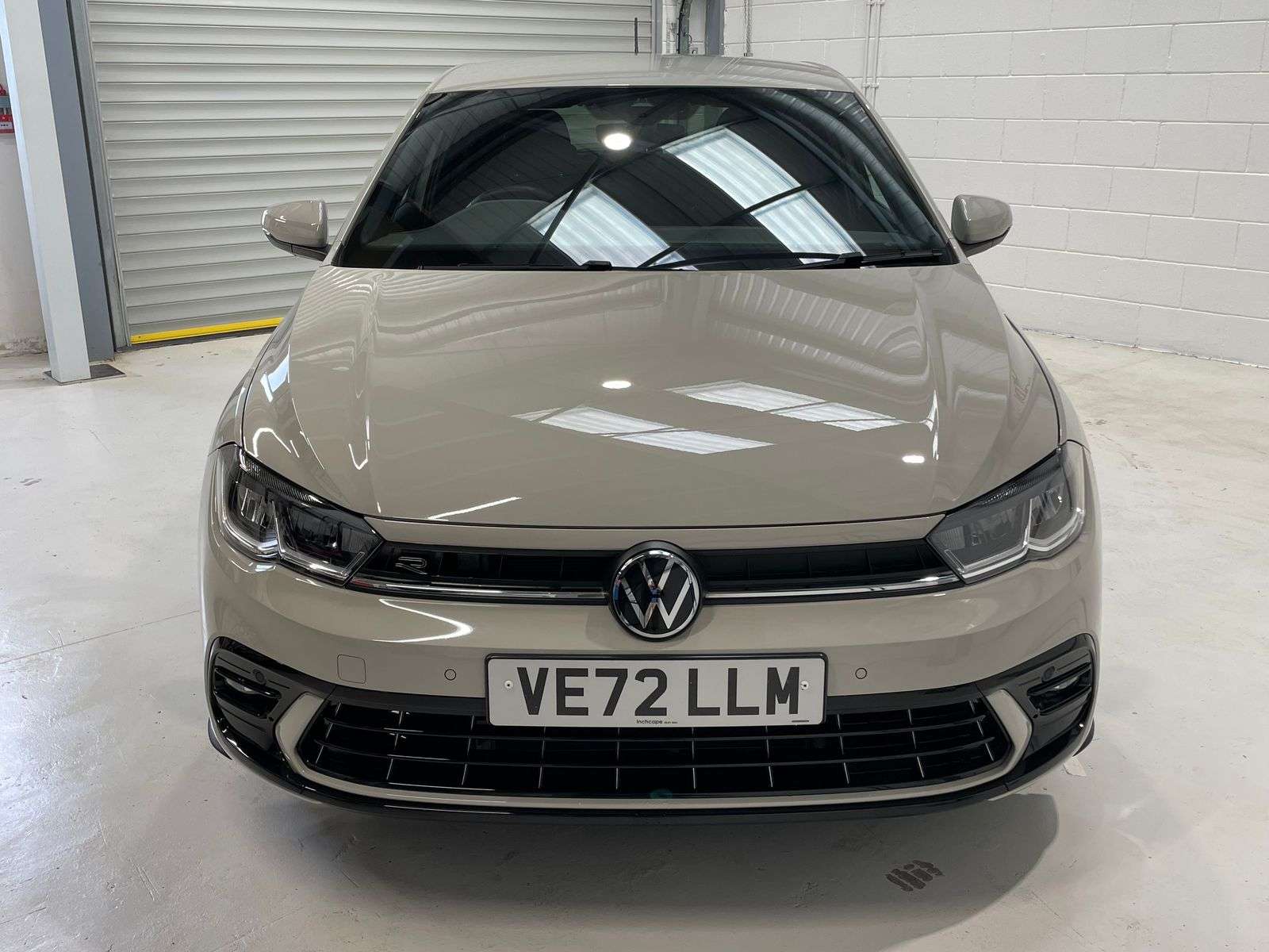 A 2023 VOLKSWAGEN POLO 1.0L R-Line TSI Semi-Auto Hatchback 5dr Petrol Euro 6 (94 bhp) A 2023 VOLKSWAGEN POLO 1.0L R-Line TSI Semi-Auto Hatchback 5dr Petrol Euro 6 (94 bhp)