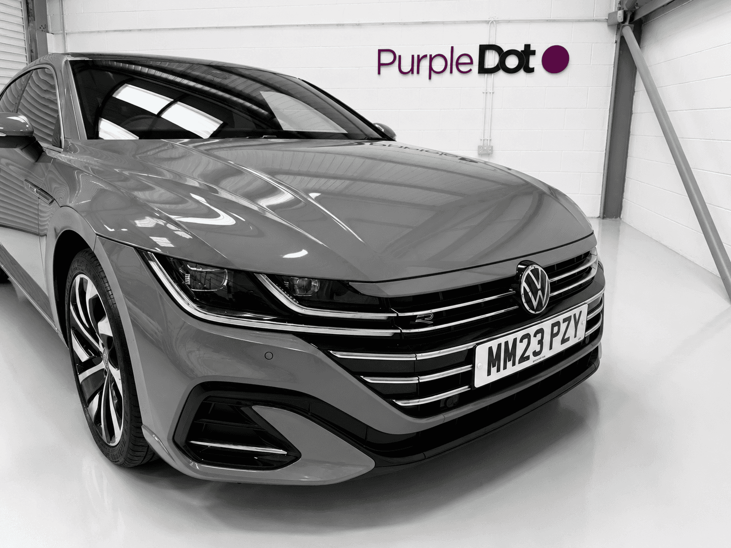 A 2023 VOLKSWAGEN ARTEON 2.0 TSI R-Line Shooting Brake 5dr Petrol DSG Euro 6 (s/s) (190 ps) A 2023 VOLKSWAGEN ARTEON 2.0 TSI R-Line Shooting Brake 5dr Petrol DSG Euro 6 (s/s) (190 ps)