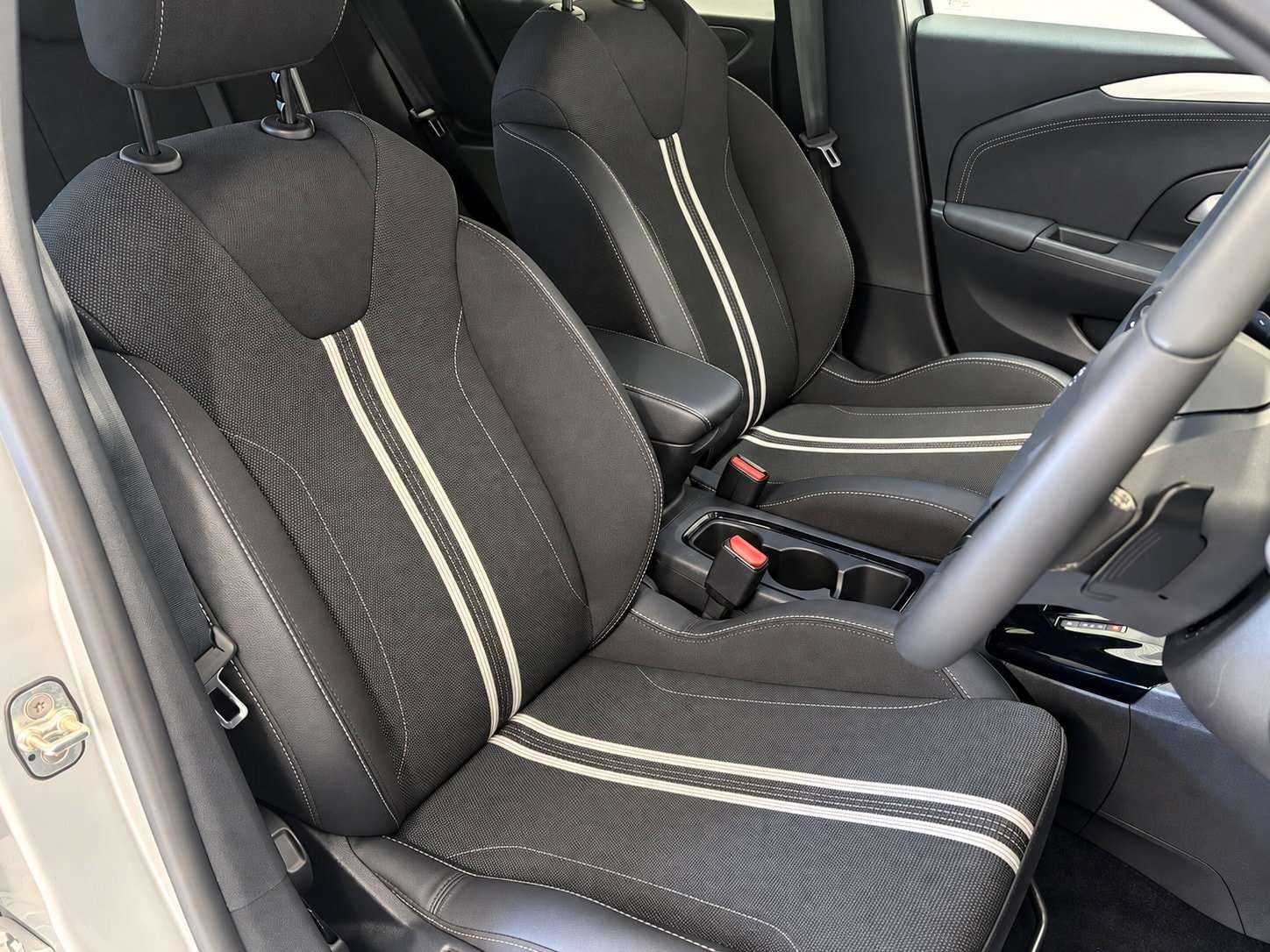 2025 VAUXHALL CORSA 2025 VAUXHALL CORSA