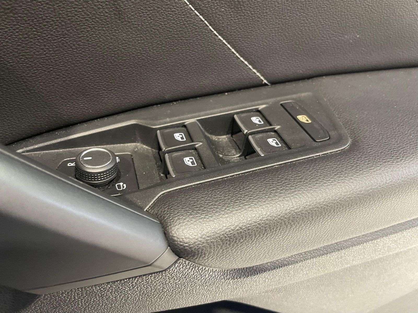 2021 VOLKSWAGEN TIGUAN 2021 VOLKSWAGEN TIGUAN