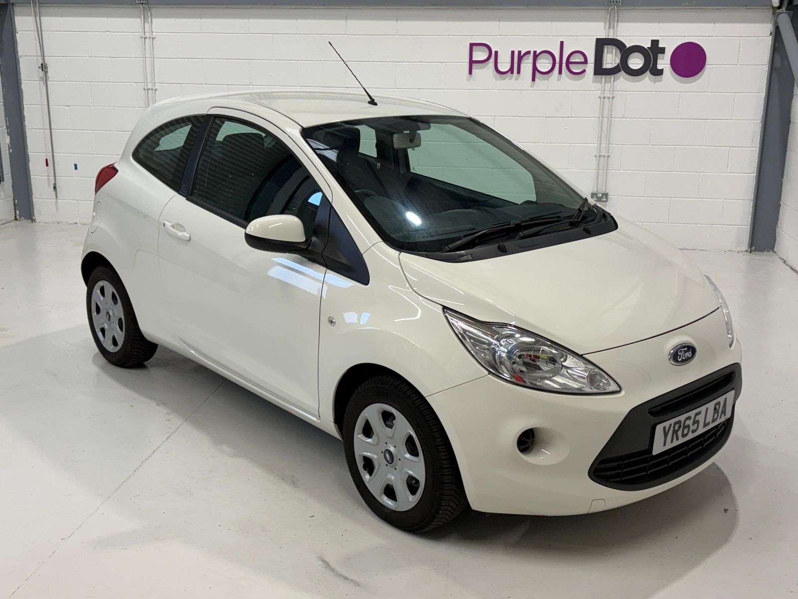 A 2015 FORD KA 1.2 Edge Hatchback 3dr Petrol Manual Euro 5 (s/s) (69 ps) A 2015 FORD KA 1.2 Edge Hatchback 3dr Petrol Manual Euro 5 (s/s) (69 ps)