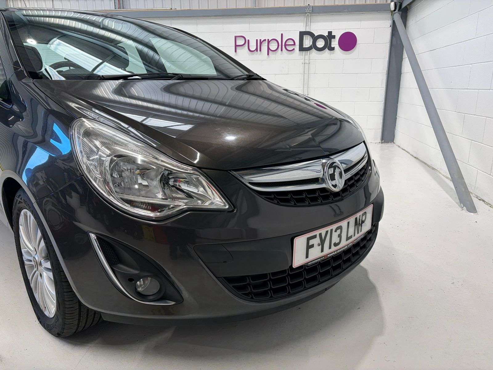 A 2013 VAUXHALL CORSA 1.2i ecoFLEX 16V SE Hatchback 5dr Petrol Manual Euro 5 (s/s) (85 ps) A 2013 VAUXHALL CORSA 1.2i ecoFLEX 16V SE Hatchback 5dr Petrol Manual Euro 5 (s/s) (85 ps)