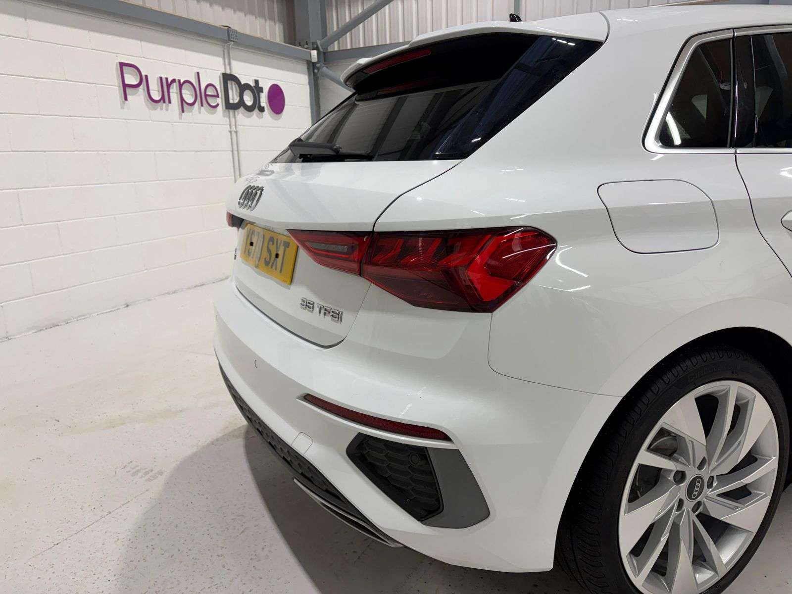 A 2020 AUDI A3 1.5 TFSI 35 S line Sportback 5dr Petrol Manual Euro 6 (s/s) (150 ps) A 2020 AUDI A3 1.5 TFSI 35 S line Sportback 5dr Petrol Manual Euro 6 (s/s) (150 ps)