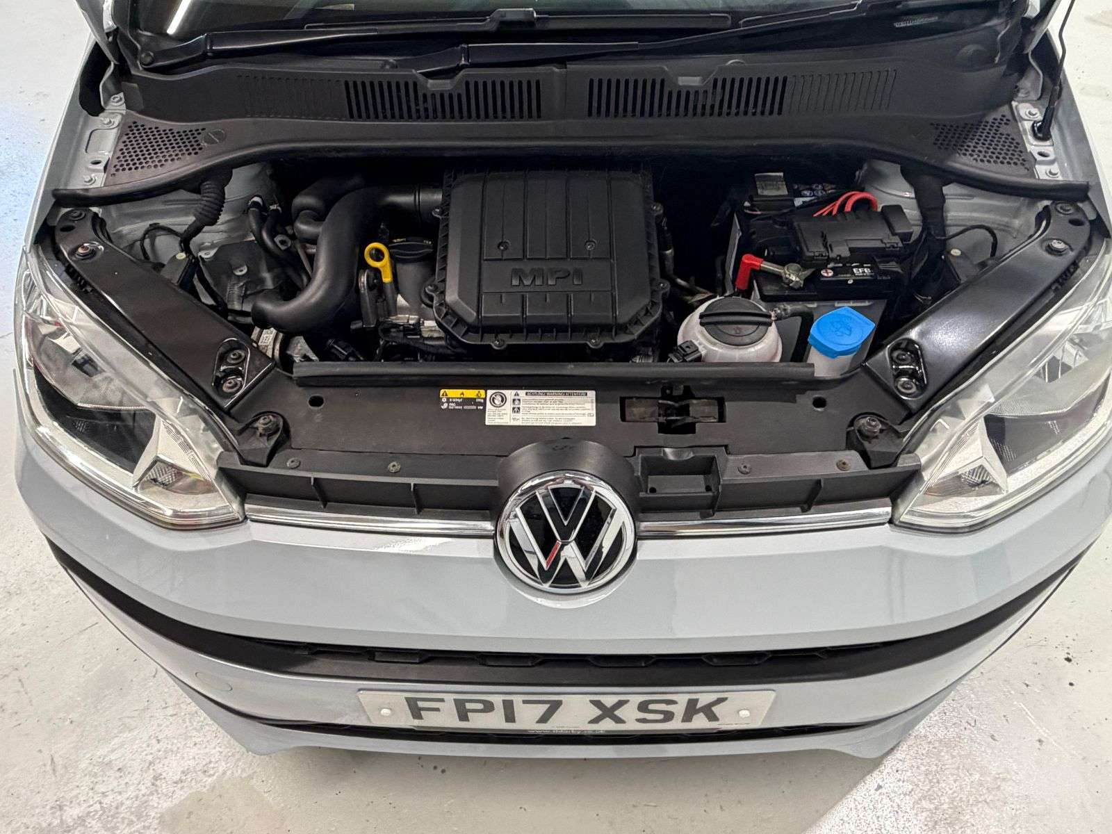 2017 VOLKSWAGEN UP! 2017 VOLKSWAGEN UP!