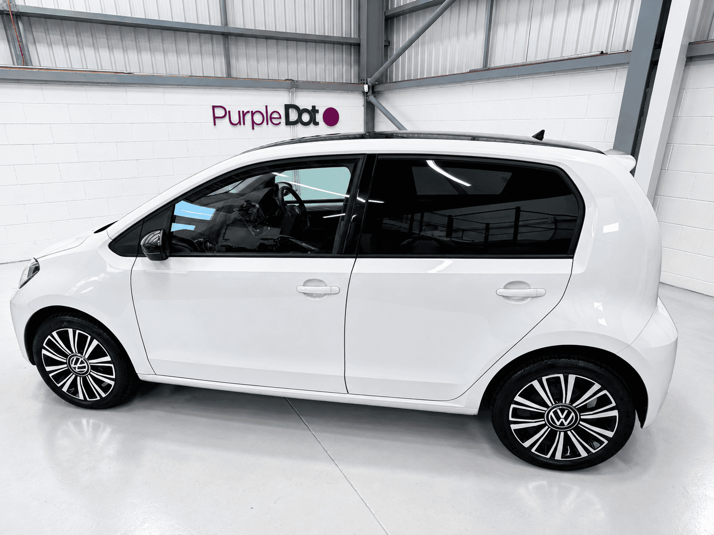 A 2023 VOLKSWAGEN UP! 1.0 Black Edition Hatchback 5dr Petrol Manual Euro 6 (s/s) (65 ps) A 2023 VOLKSWAGEN UP! 1.0 Black Edition Hatchback 5dr Petrol Manual Euro 6 (s/s) (65 ps)
