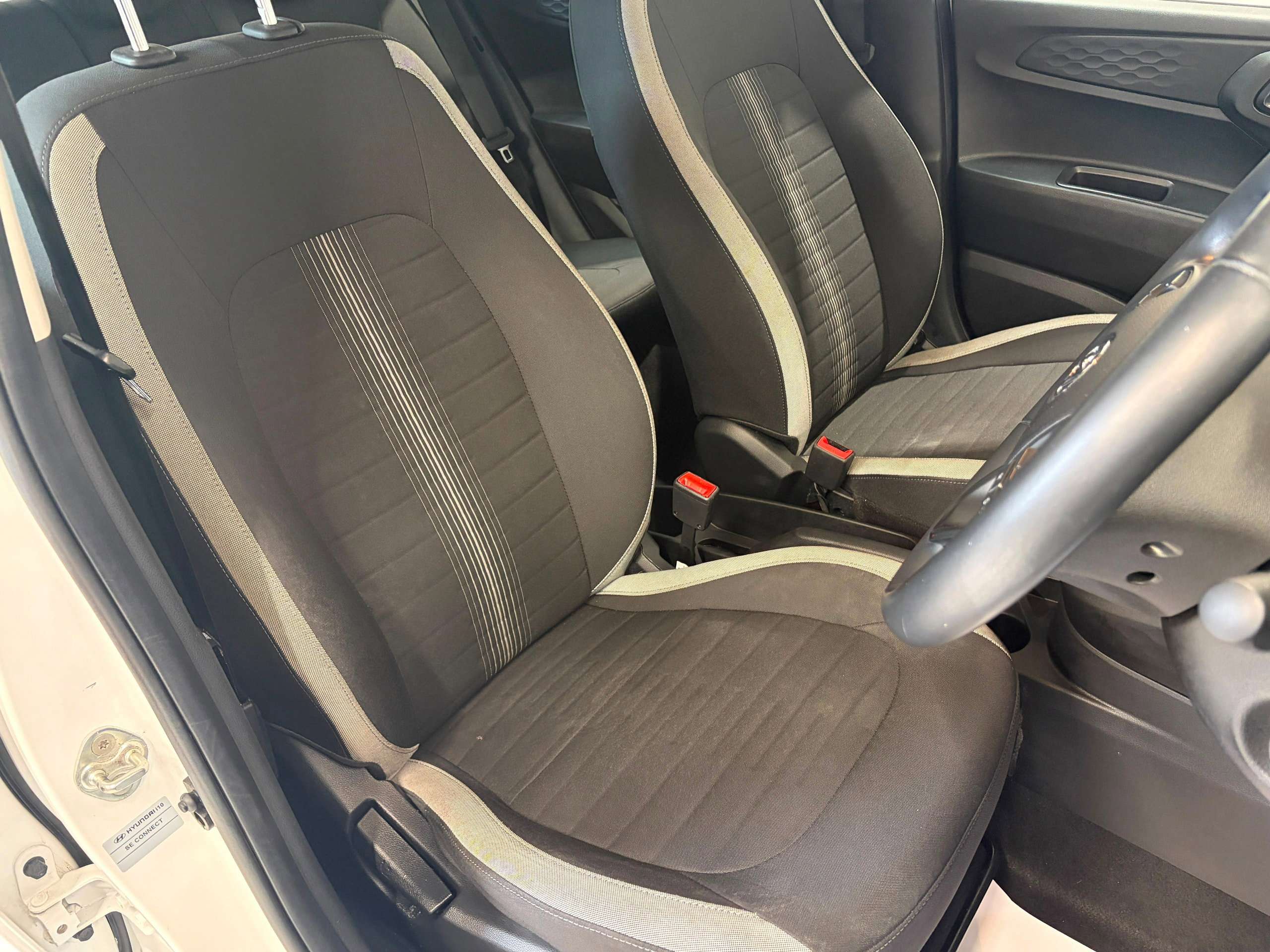 2023 HYUNDAI I10 2023 HYUNDAI I10