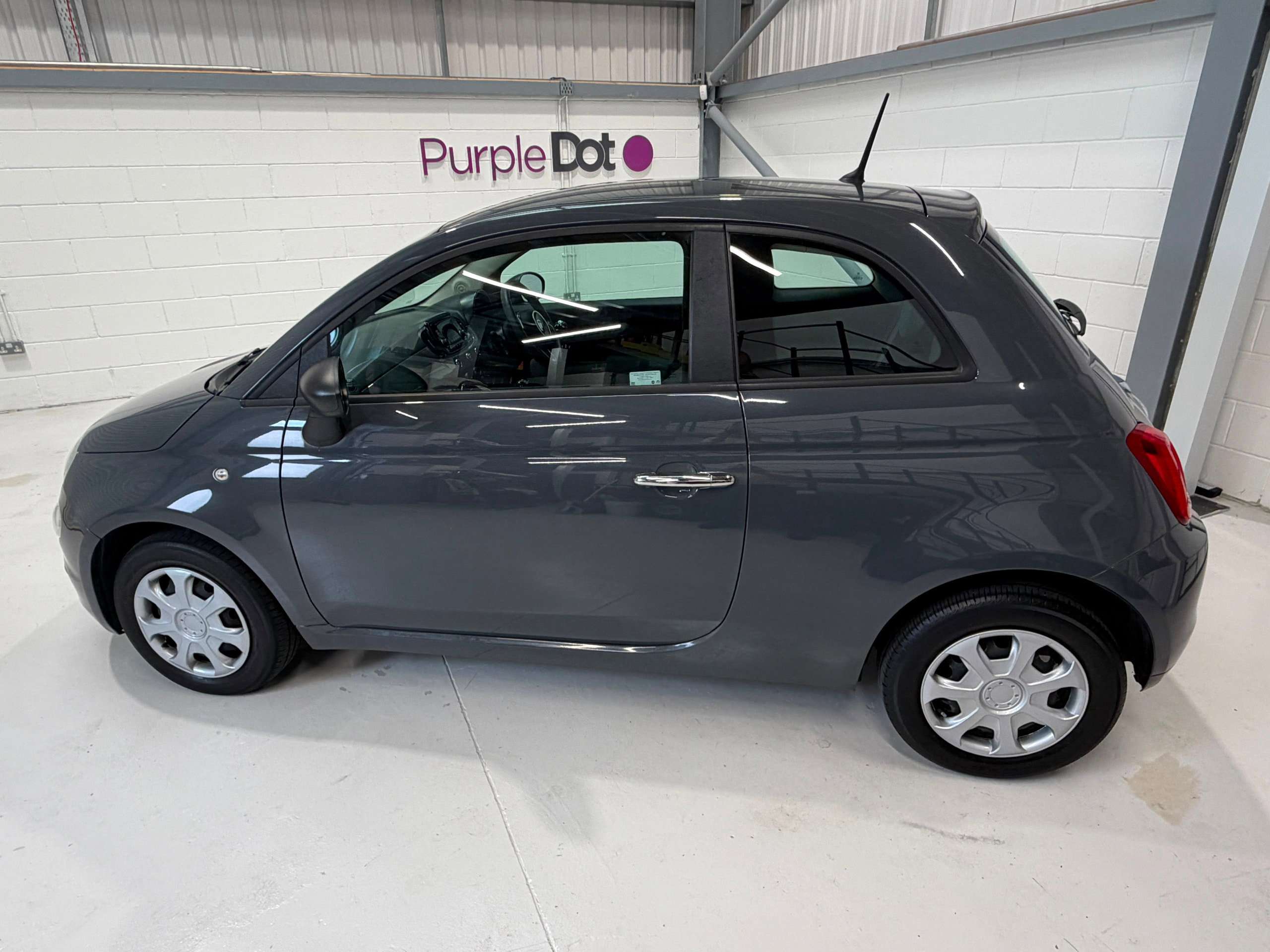 A 2019 FIAT 500 POP A 2019 FIAT 500 POP