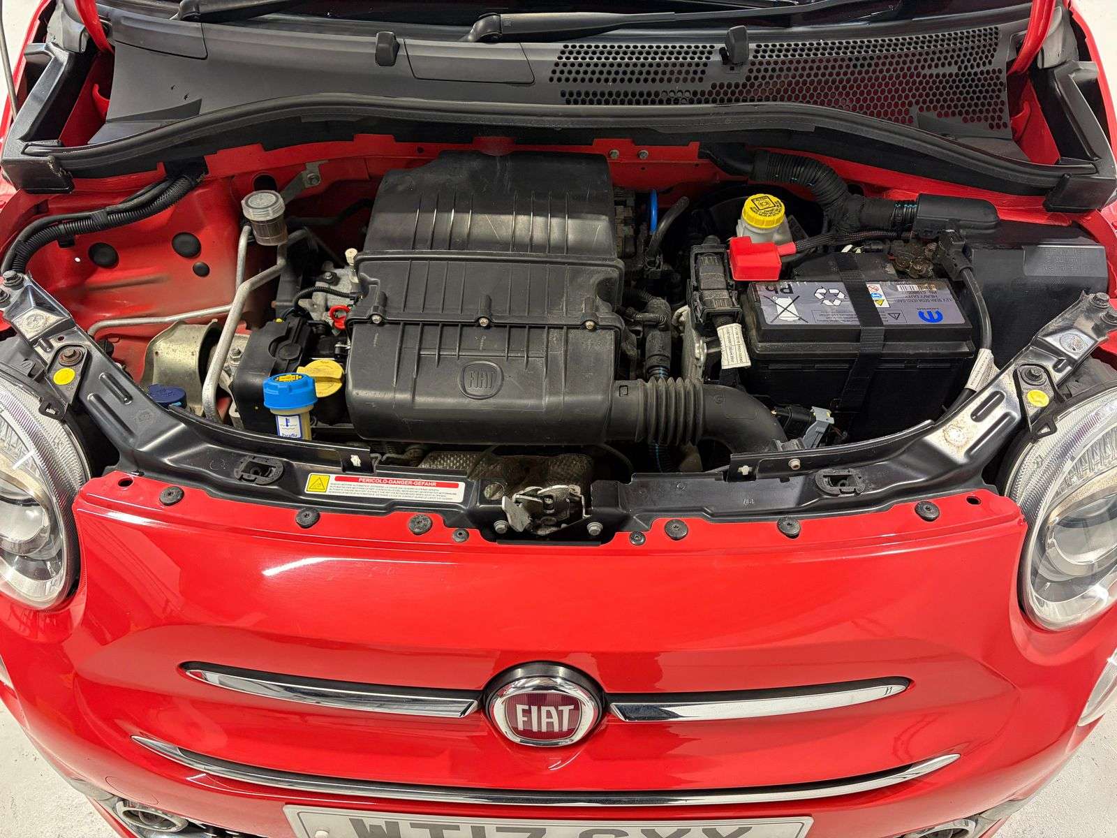 2017 FIAT 500 2017 FIAT 500