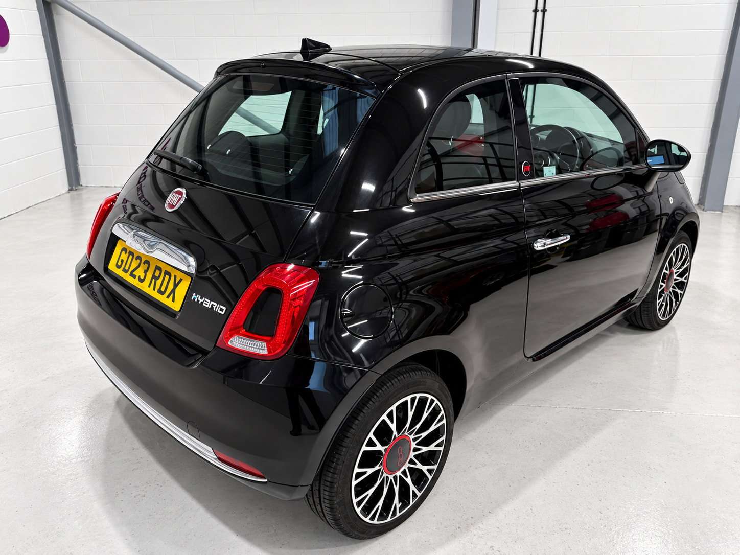 A 2023 FIAT 500 1.0 MHEV RED Hatchback 3dr Petrol Manual Euro 6 (s/s) (70 bhp) A 2023 FIAT 500 1.0 MHEV RED Hatchback 3dr Petrol Manual Euro 6 (s/s) (70 bhp)
