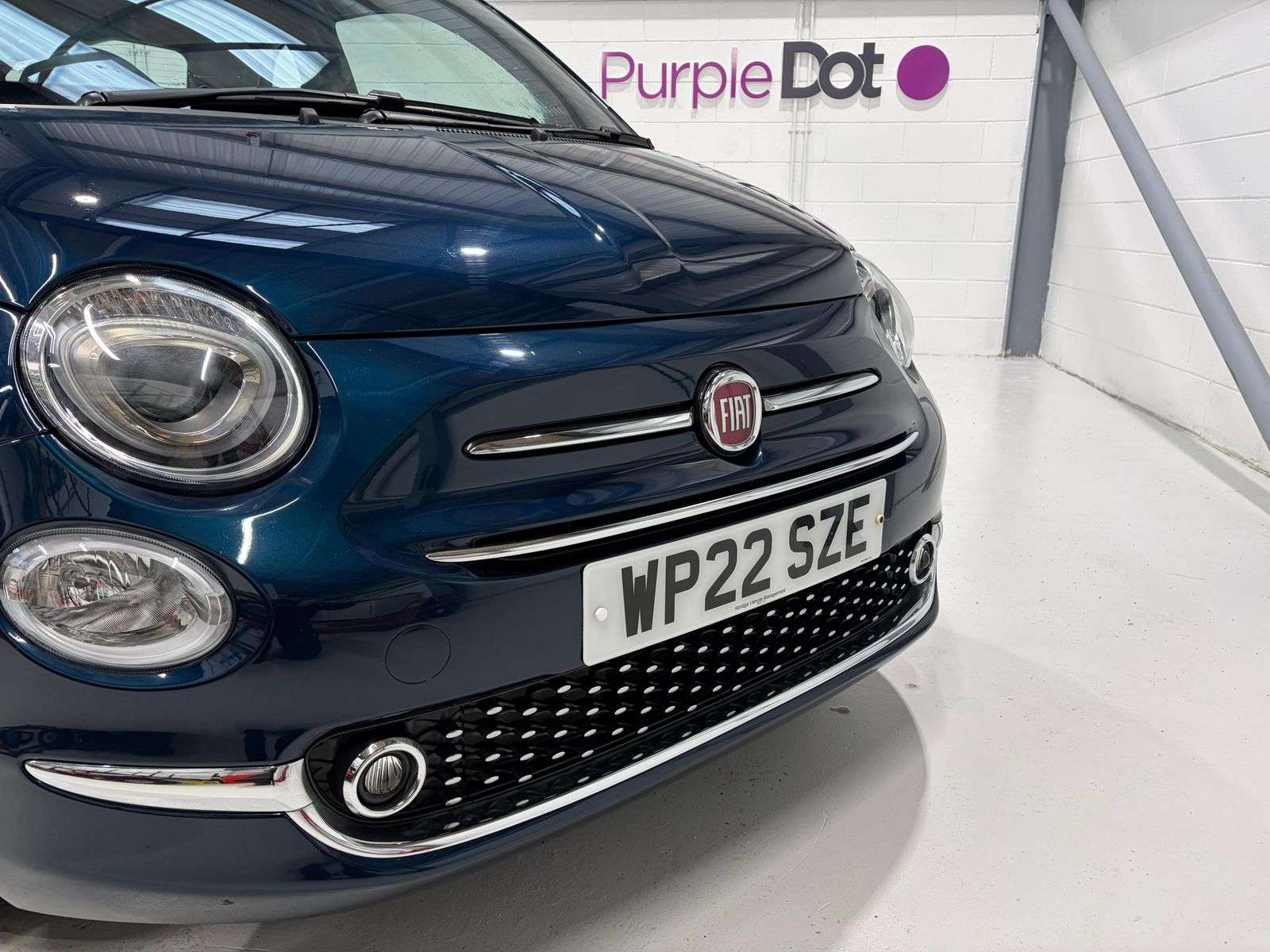 A 2022 FIAT 500 1.0 MHEV Dolcevita Hatchback 3dr Petrol Manual Euro 6 (s/s) (70 bhp) A 2022 FIAT 500 1.0 MHEV Dolcevita Hatchback 3dr Petrol Manual Euro 6 (s/s) (70 bhp)