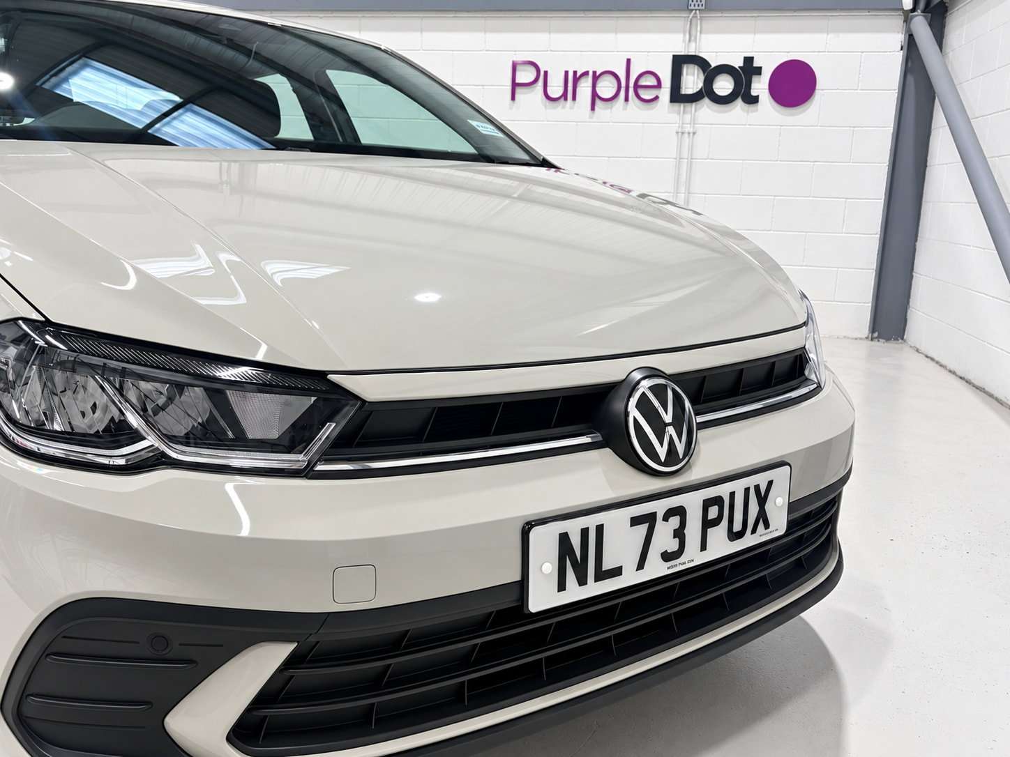 A 2023 VOLKSWAGEN POLO 1.0 TSI Life Hatchback 5dr Petrol Manual Euro 6 (s/s) (95 ps) A 2023 VOLKSWAGEN POLO 1.0 TSI Life Hatchback 5dr Petrol Manual Euro 6 (s/s) (95 ps)