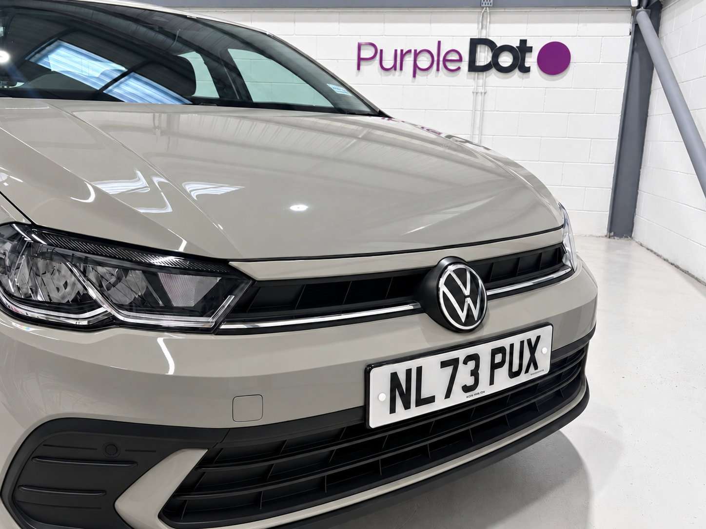 A 2023 VOLKSWAGEN POLO 1.0 TSI Life Hatchback 5dr Petrol Manual Euro 6 (s/s) (95 ps) A 2023 VOLKSWAGEN POLO 1.0 TSI Life Hatchback 5dr Petrol Manual Euro 6 (s/s) (95 ps)