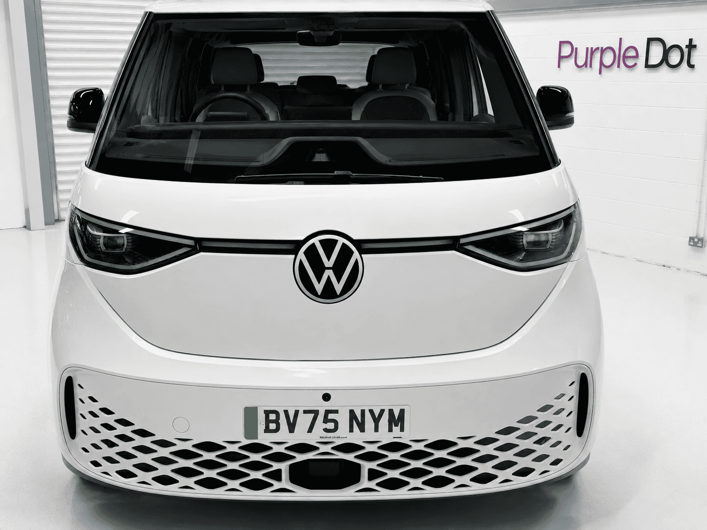 A 2025 VOLKSWAGEN ID. BUZZ Pro 86kWh Style MPV 5dr Electric Auto (LWB, 6Seat) (286 ps) A 2025 VOLKSWAGEN ID. BUZZ Pro 86kWh Style MPV 5dr Electric Auto (LWB, 6Seat) (286 ps)