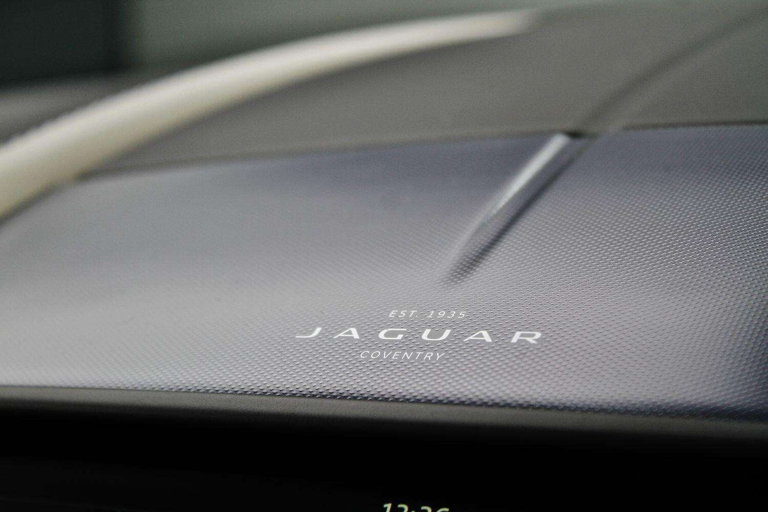 2021 JAGUAR F-TYPE 2021 JAGUAR F-TYPE