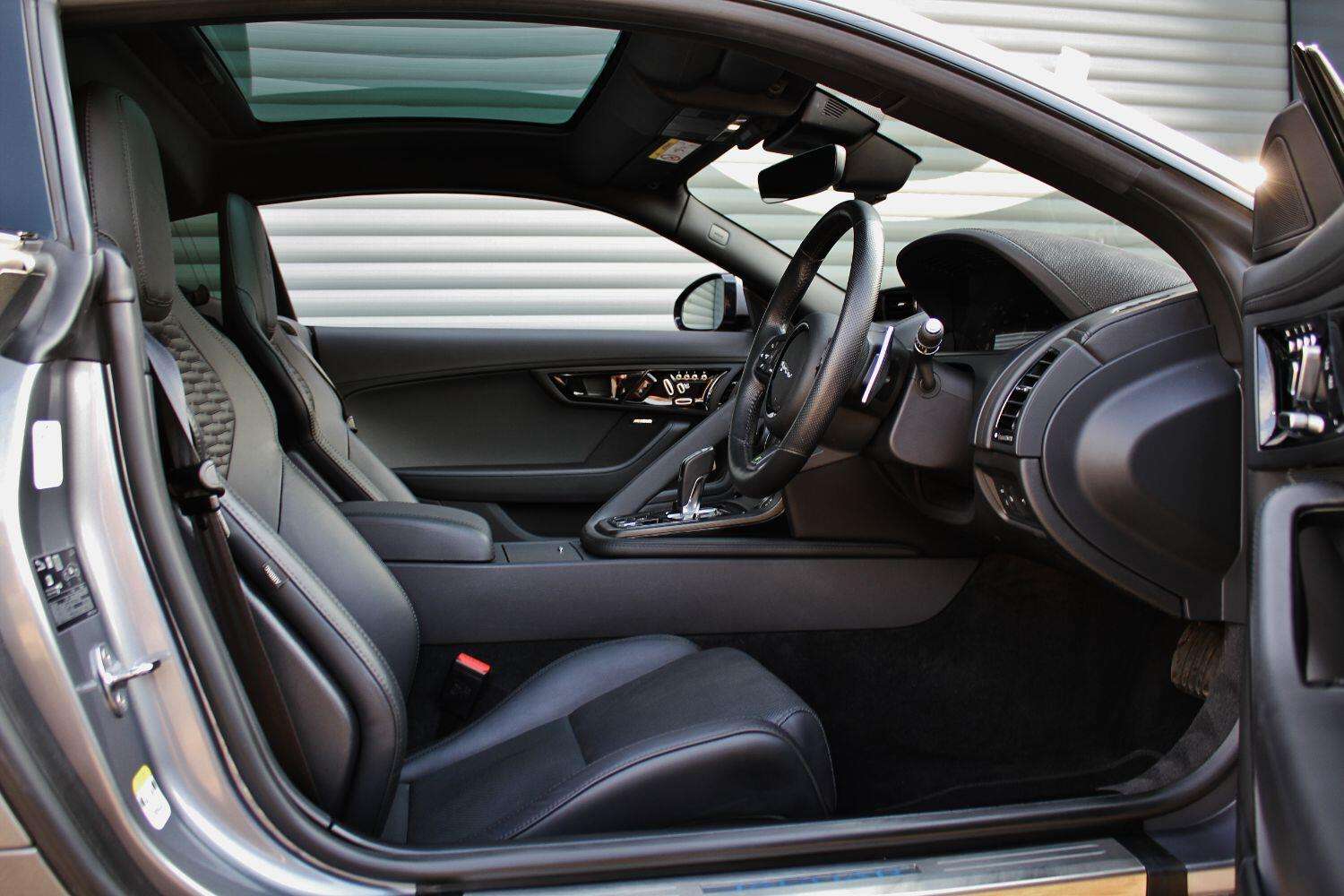 2020 JAGUAR F-TYPE 2020 JAGUAR F-TYPE