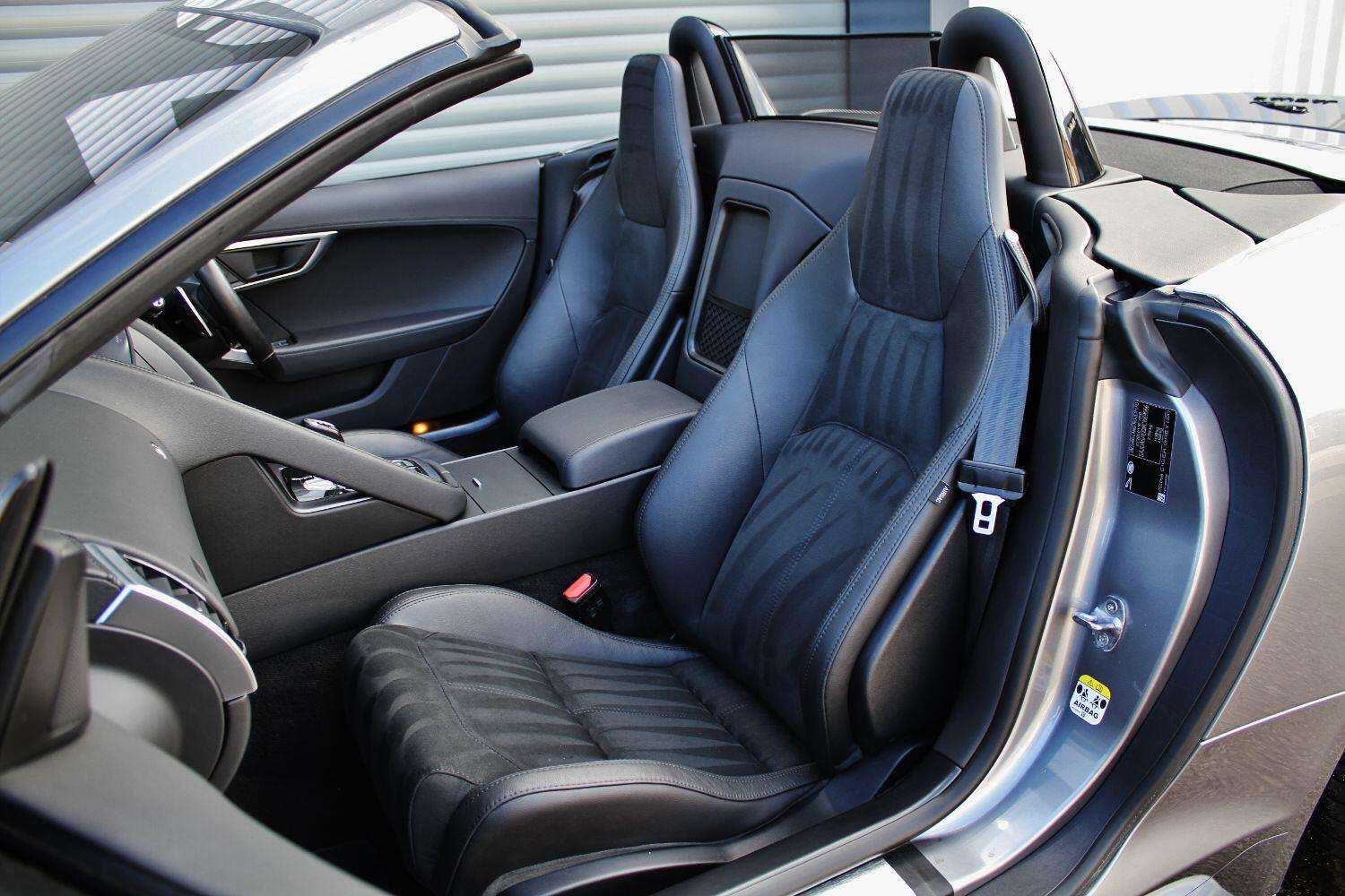 2020 JAGUAR F-TYPE 2020 JAGUAR F-TYPE