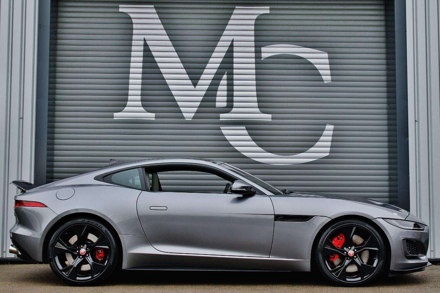 2021 JAGUAR F-TYPE 2021 JAGUAR F-TYPE