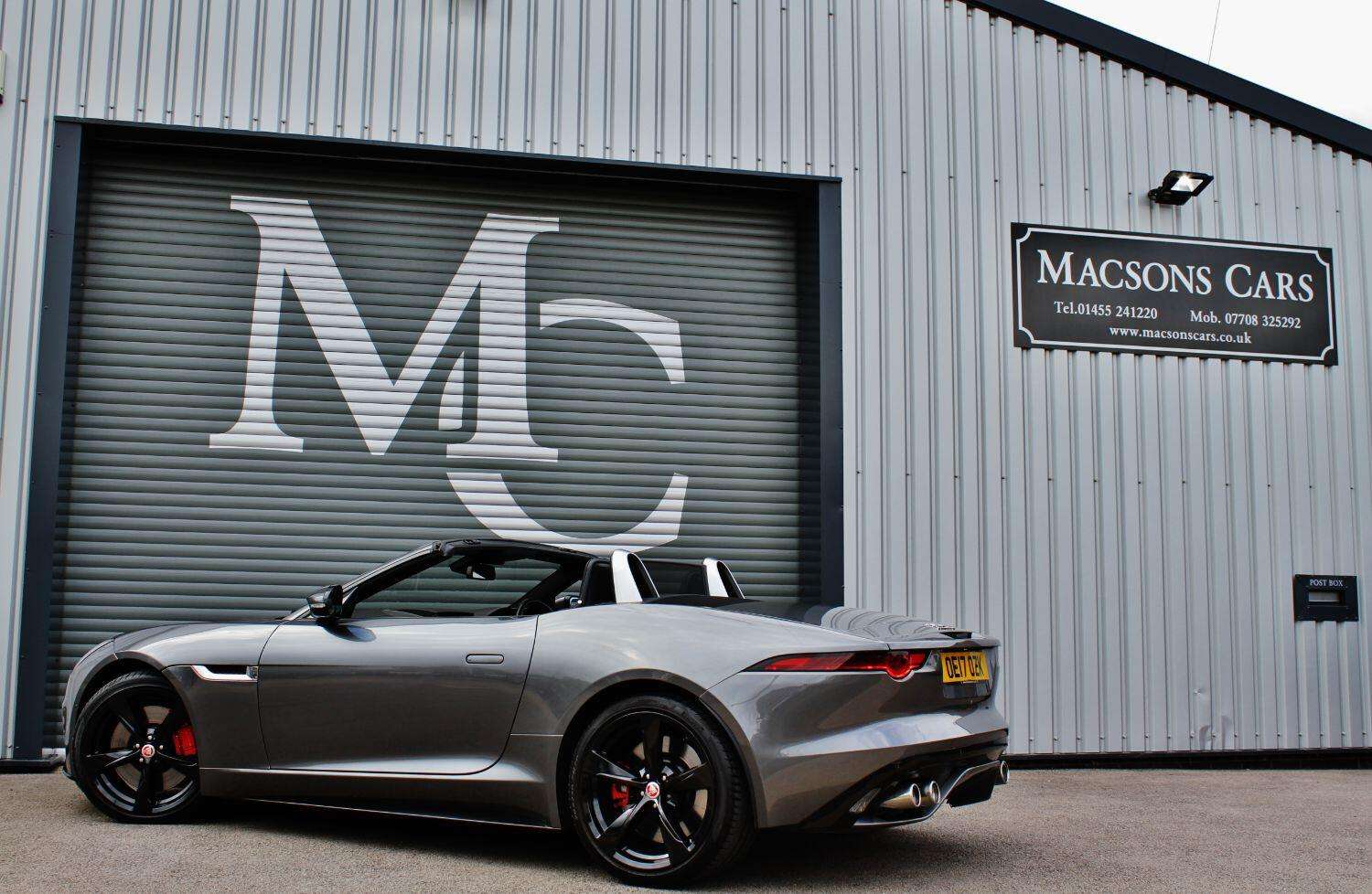 2017 JAGUAR F-TYPE 2017 JAGUAR F-TYPE