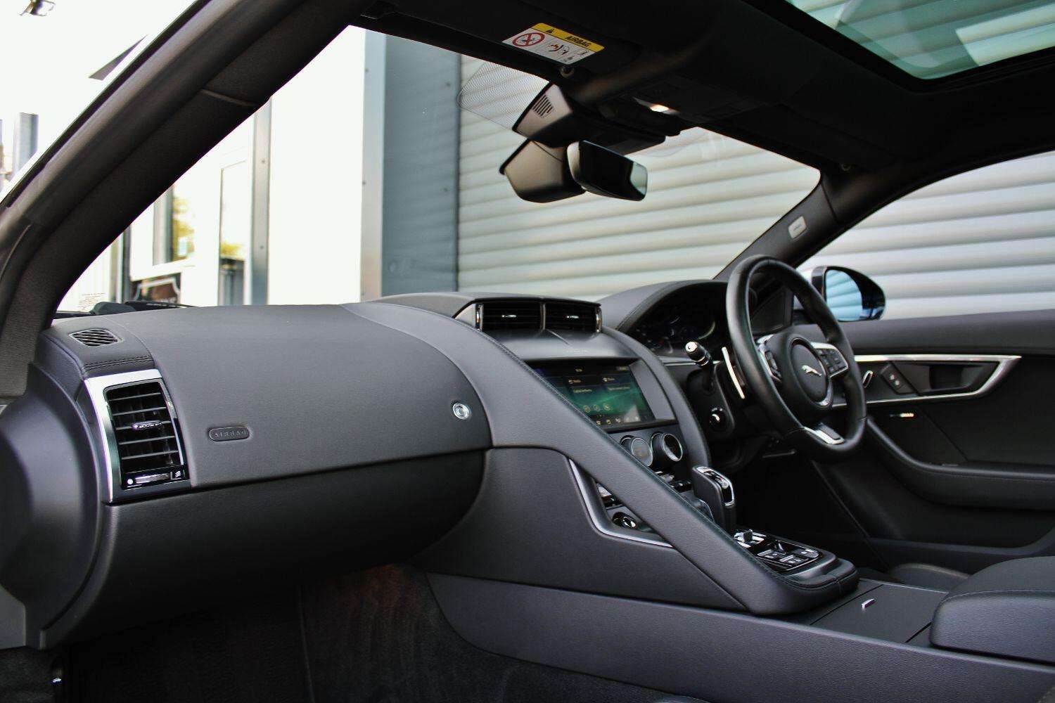 2020 JAGUAR F-TYPE 2020 JAGUAR F-TYPE