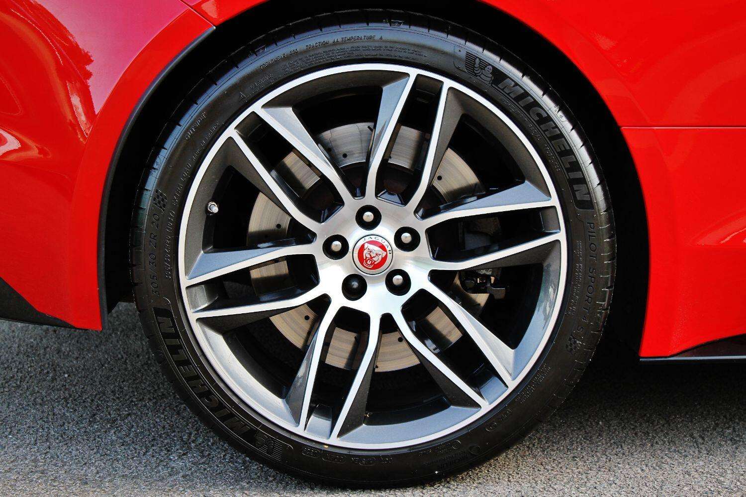 2022 JAGUAR F-TYPE 2022 JAGUAR F-TYPE