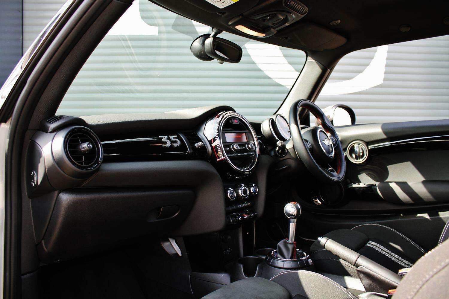 2017 MINI HATCH COOPER 2017 MINI HATCH COOPER