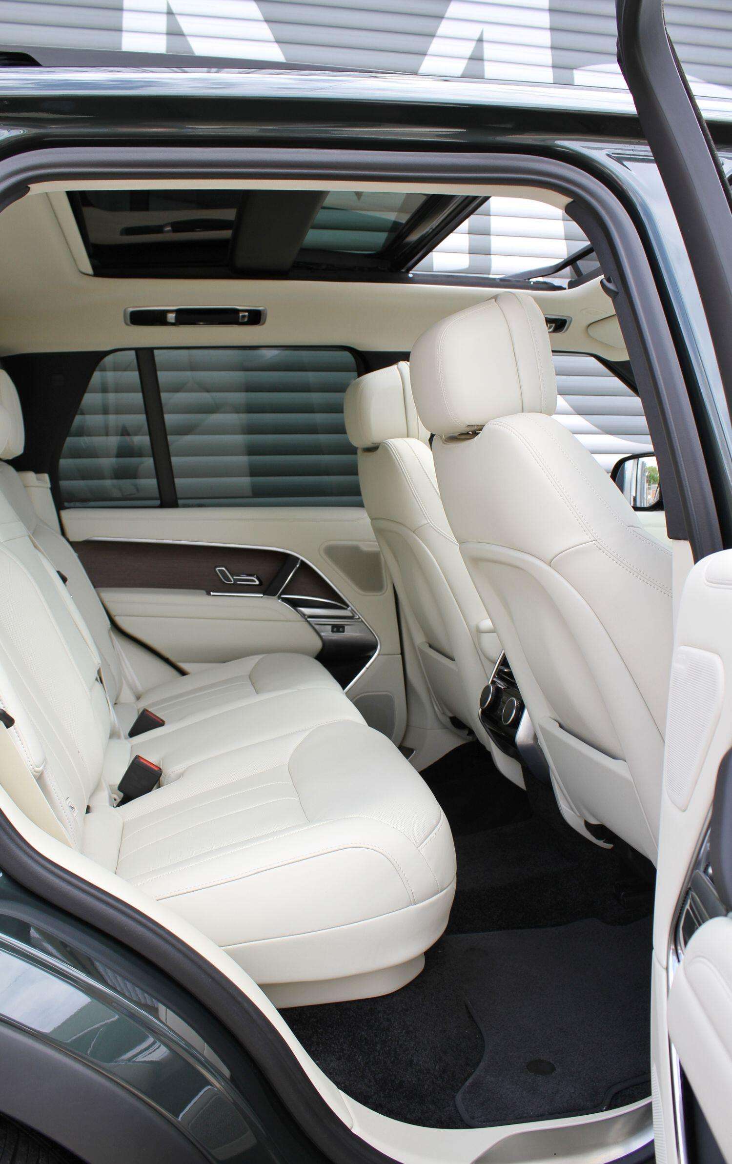 2024 LAND ROVER RANGE ROVER 2024 LAND ROVER RANGE ROVER