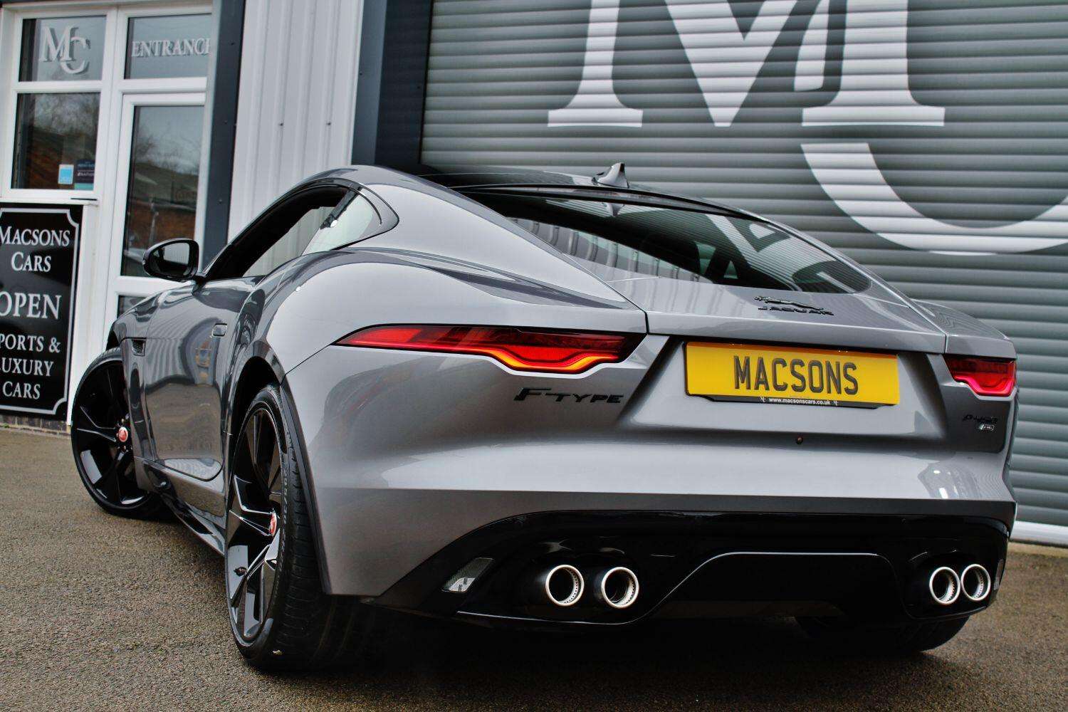 2021 JAGUAR F-TYPE 2021 JAGUAR F-TYPE
