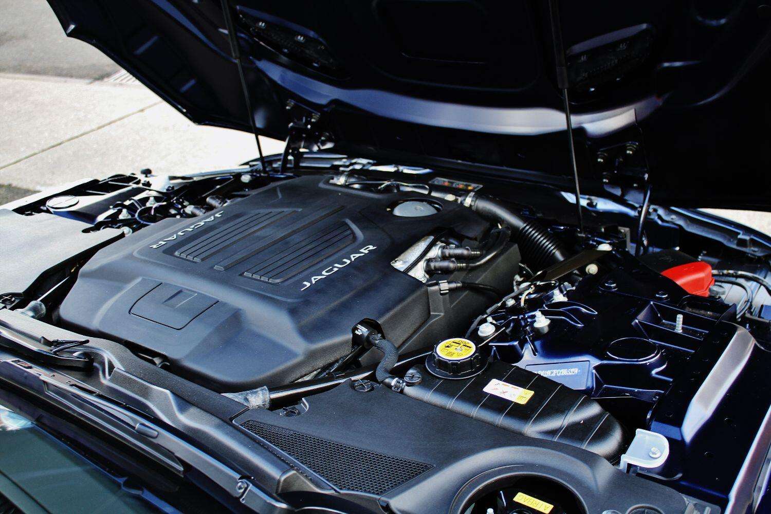 2022 JAGUAR F-TYPE 2022 JAGUAR F-TYPE