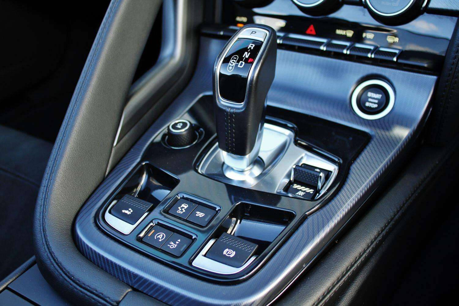 2020 JAGUAR F-TYPE 2020 JAGUAR F-TYPE