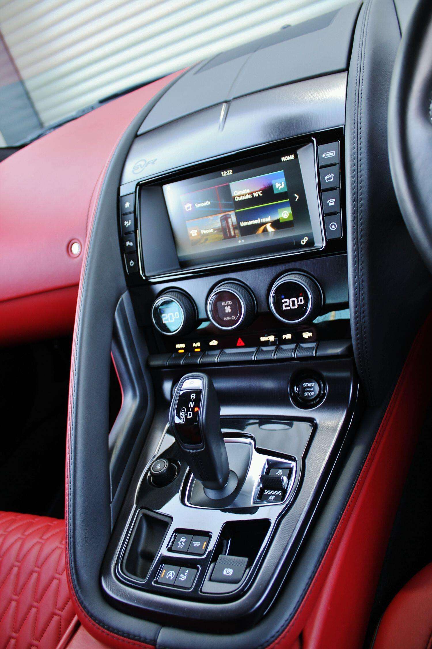 2016 JAGUAR F-TYPE 2016 JAGUAR F-TYPE