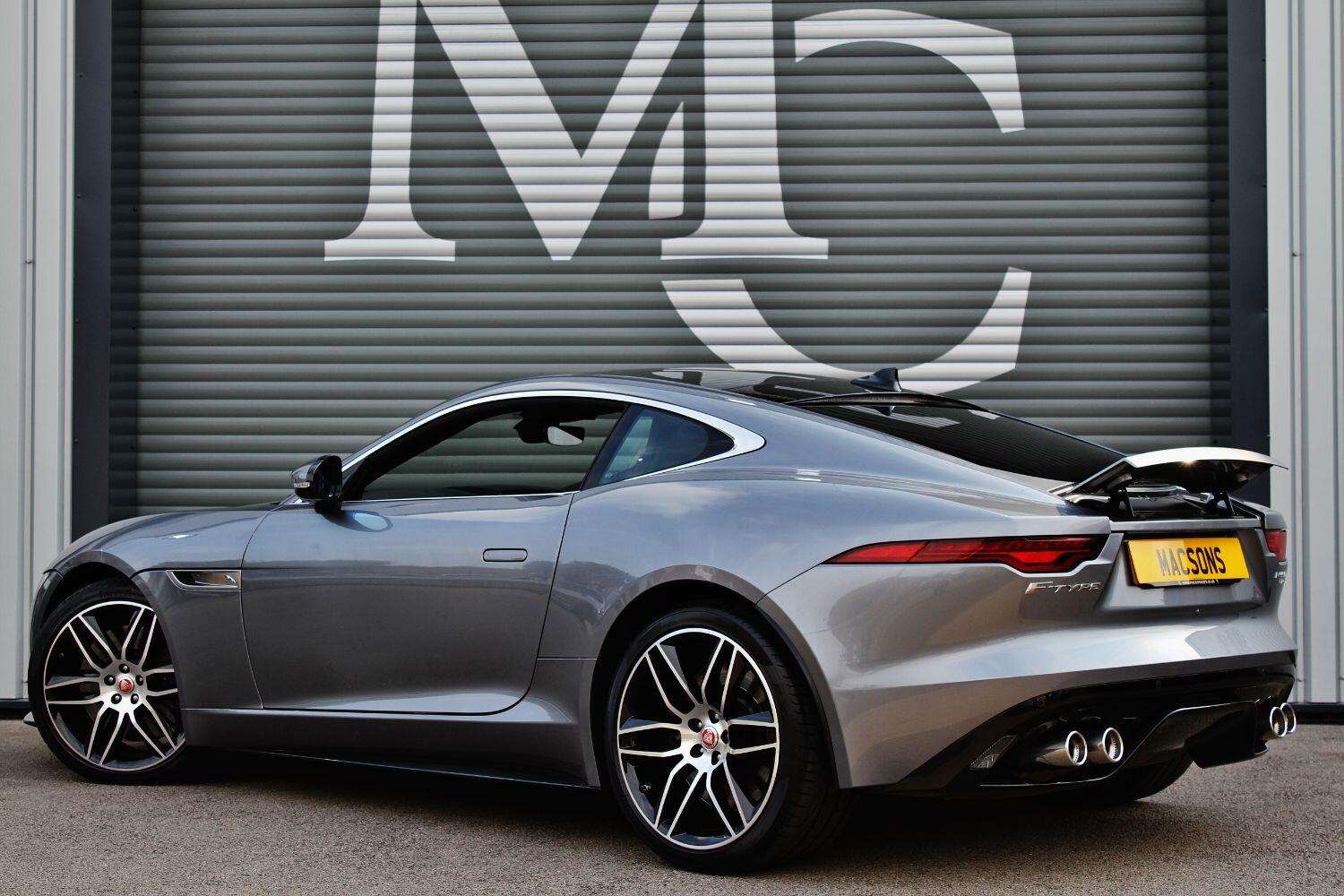 2021 JAGUAR F-TYPE 2021 JAGUAR F-TYPE