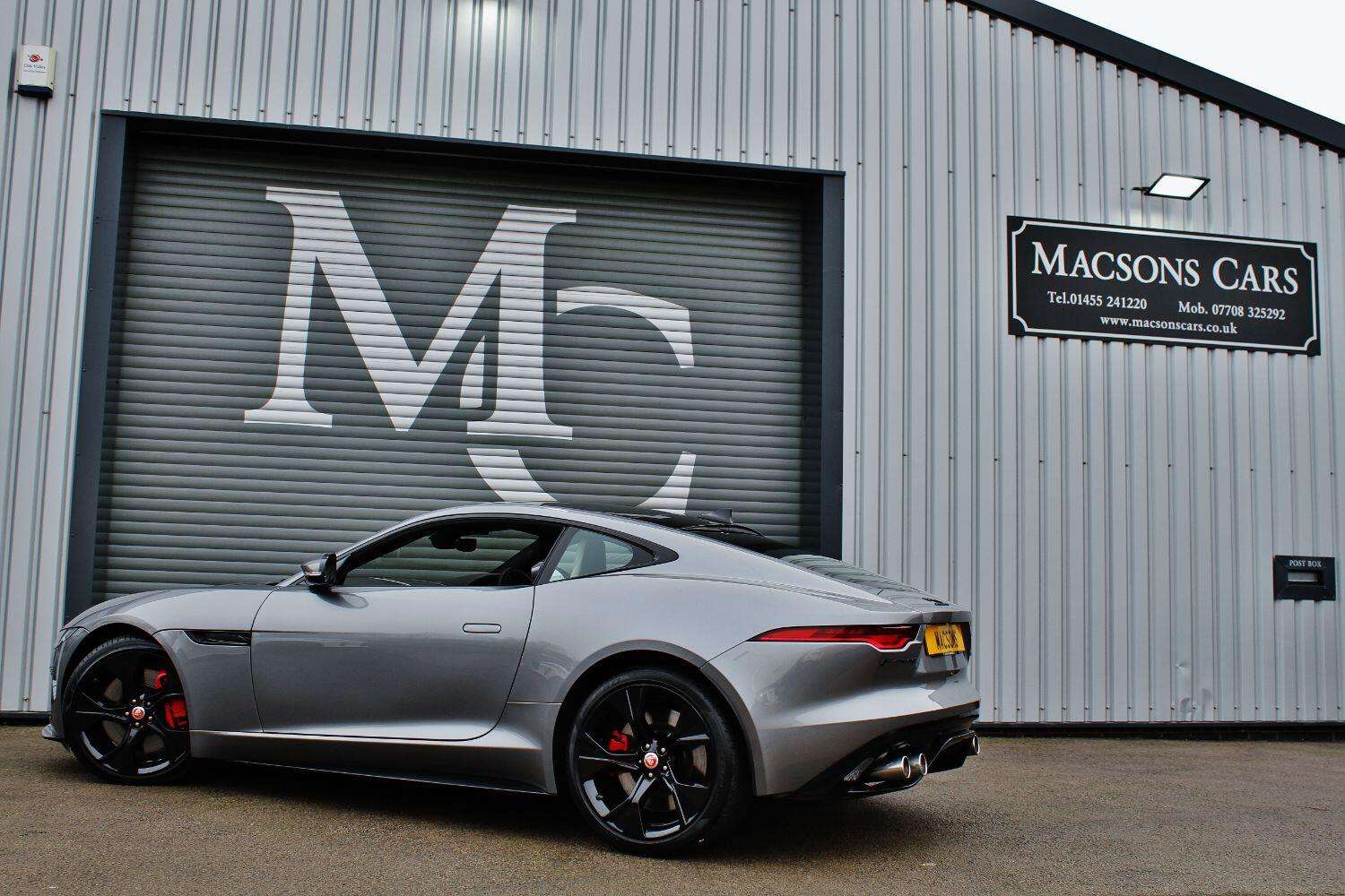 2021 JAGUAR F-TYPE 2021 JAGUAR F-TYPE