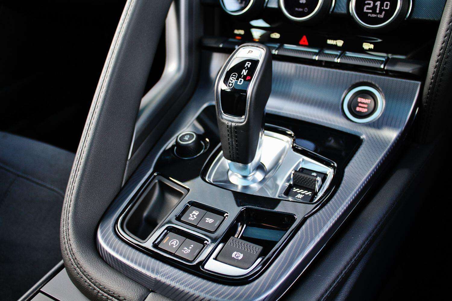 2022 JAGUAR F-TYPE 2022 JAGUAR F-TYPE