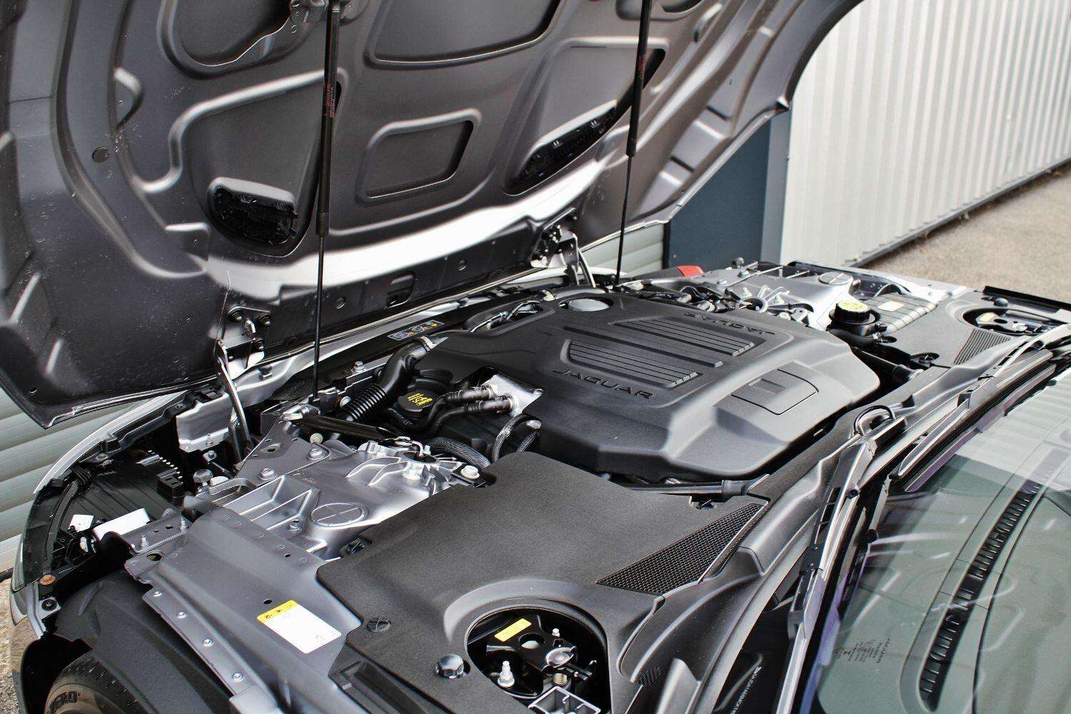 2021 JAGUAR F-TYPE 2021 JAGUAR F-TYPE