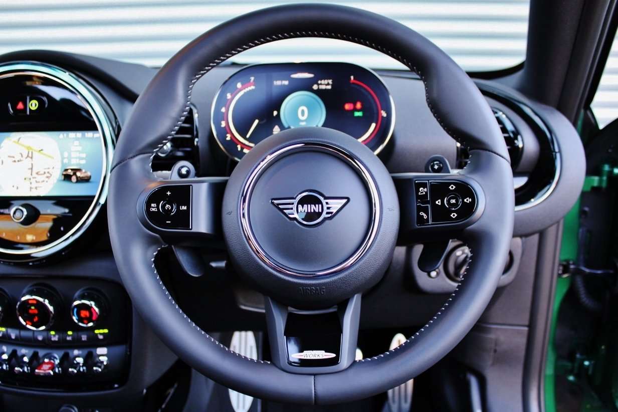 2021 MINI MINI CLUBMAN 2021 MINI MINI CLUBMAN