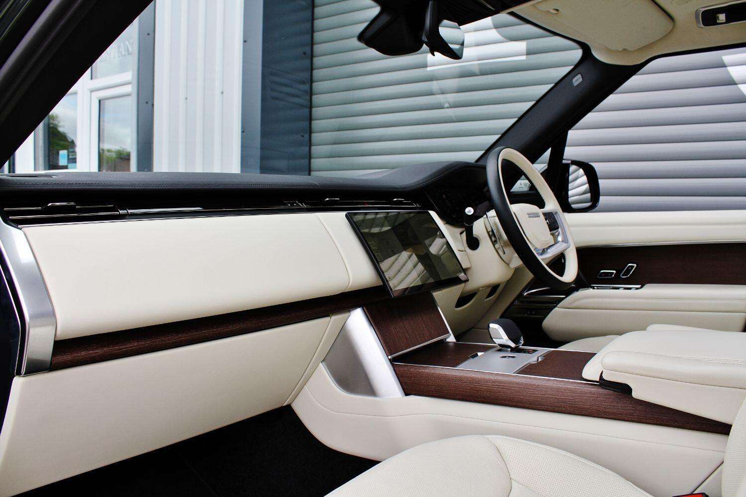 2024 LAND ROVER RANGE ROVER 2024 LAND ROVER RANGE ROVER