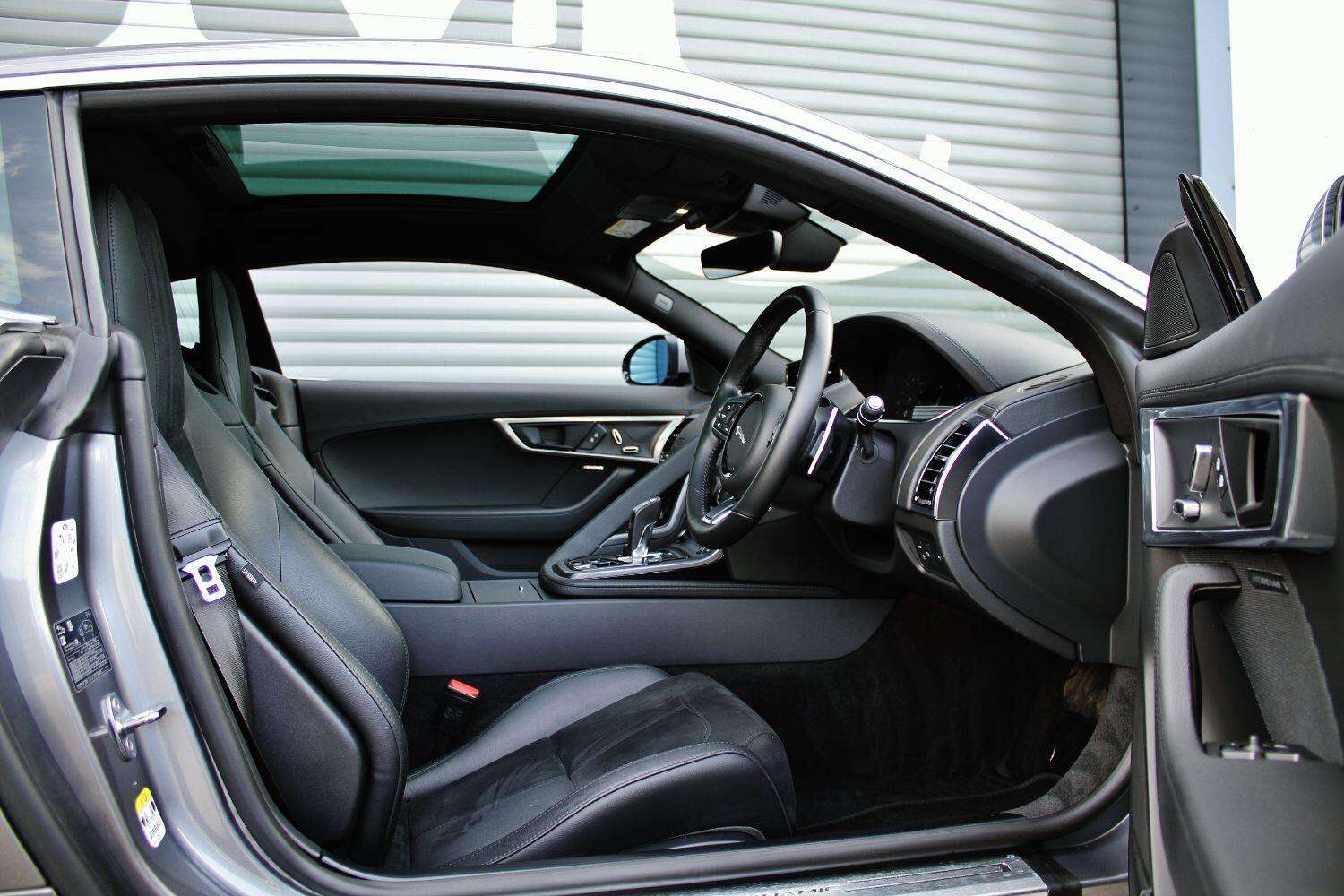 2020 JAGUAR F-TYPE 2020 JAGUAR F-TYPE