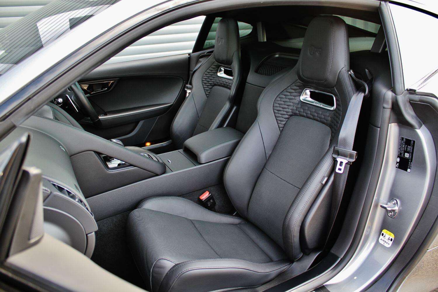 2020 JAGUAR F-TYPE 2020 JAGUAR F-TYPE