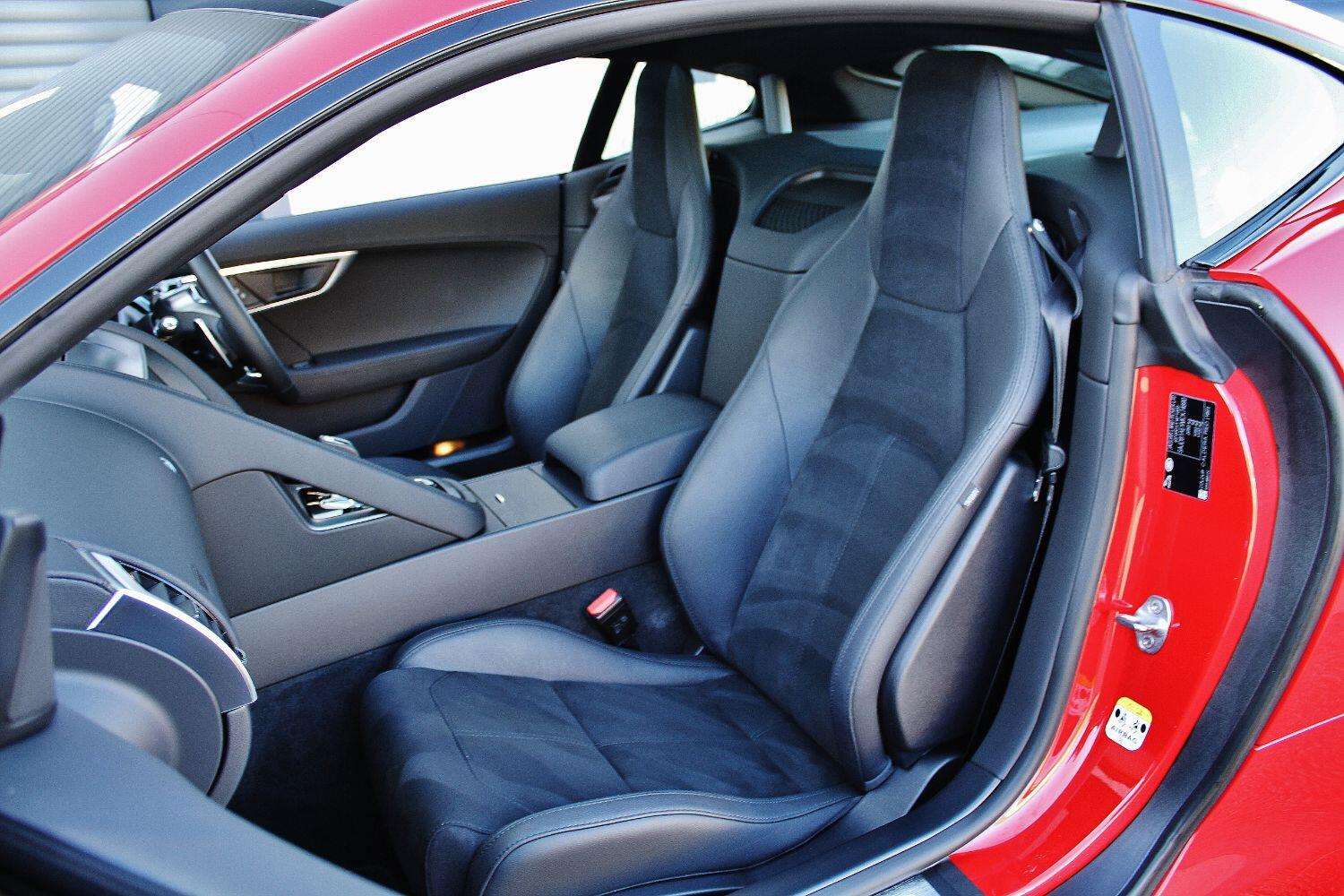 2021 JAGUAR F-TYPE 2021 JAGUAR F-TYPE