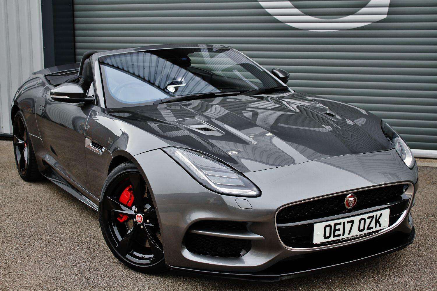 A 2017 JAGUAR F-TYPE 5.0 V8 R 550bhp AWD A 2017 JAGUAR F-TYPE 5.0 V8 R 550bhp AWD