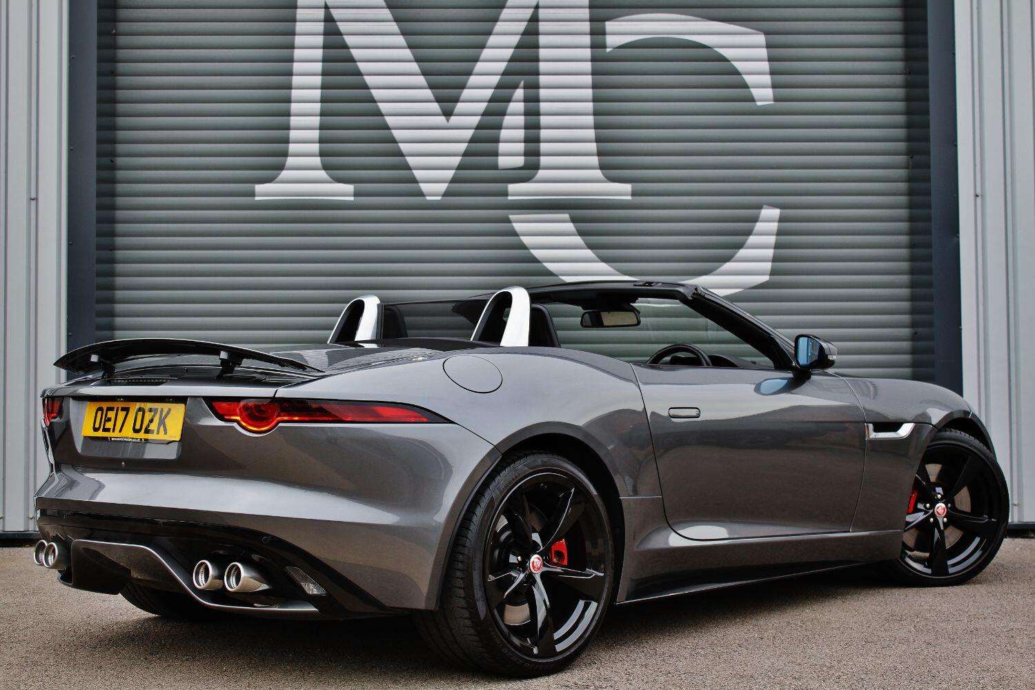 2017 JAGUAR F-TYPE 2017 JAGUAR F-TYPE