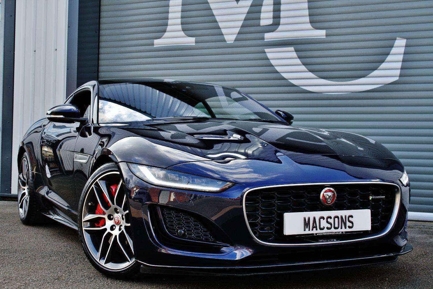 A 2022 JAGUAR F-TYPE 5.0 V8 R-Dynamic P450 AWD A 2022 JAGUAR F-TYPE 5.0 V8 R-Dynamic P450 AWD