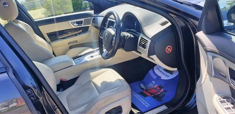 2014 JAGUAR XF 2014 JAGUAR XF