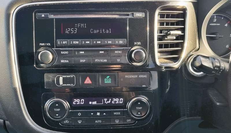 2017 MITSUBISHI OUTLANDER 2017 MITSUBISHI OUTLANDER