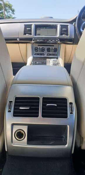 2014 JAGUAR XF 2014 JAGUAR XF