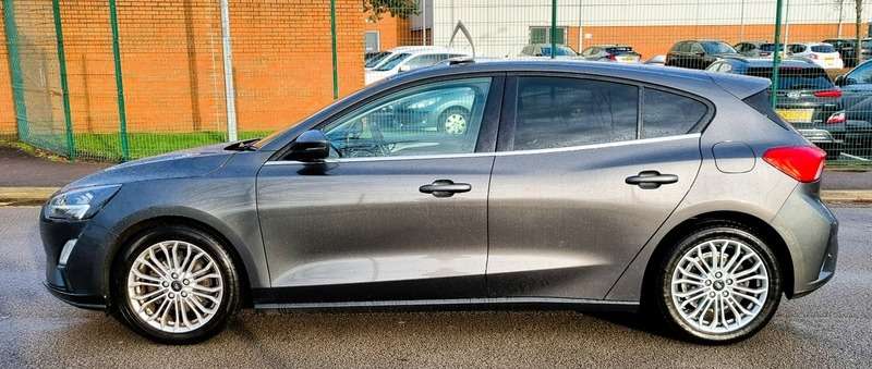 A 2021 FORD FOCUS TITANIUM X EDITION A 2021 FORD FOCUS TITANIUM X EDITION