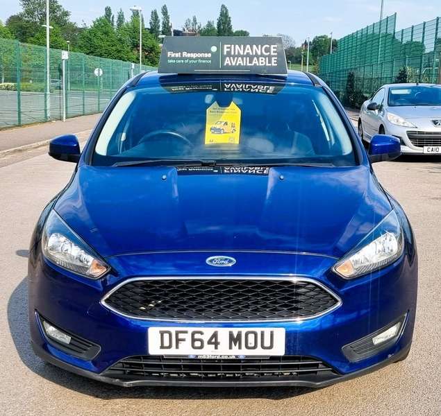A 2015 FORD FOCUS ZETEC A 2015 FORD FOCUS ZETEC