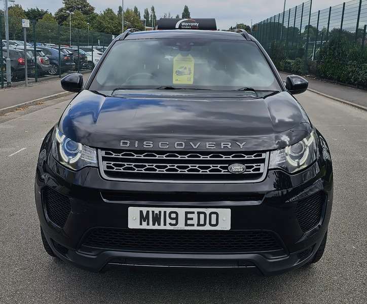 A 2019 LAND ROVER DISCOVERY SPORT TD4 LANDMARK A 2019 LAND ROVER DISCOVERY SPORT TD4 LANDMARK