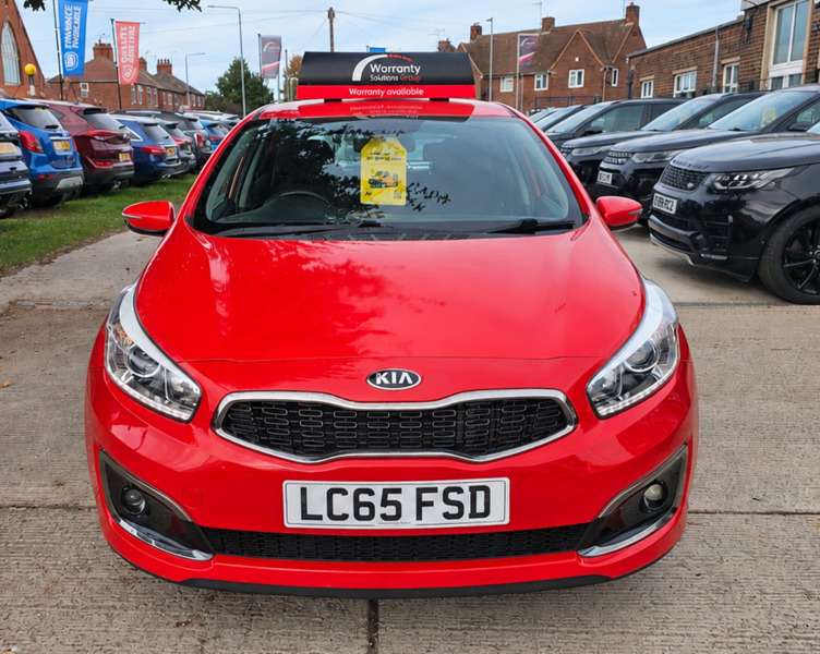 A 2016 KIA CEED CRDI 2 ISG A 2016 KIA CEED CRDI 2 ISG
