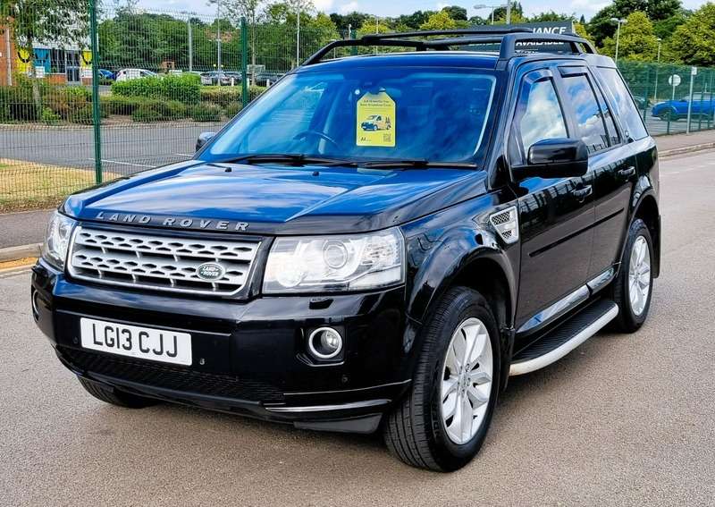 A 2013 LAND ROVER FREELANDER TD4 HSE A 2013 LAND ROVER FREELANDER TD4 HSE